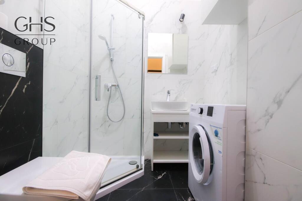 Apartament W Zabytkowej Kamienicy, Strzelecka 19 คราคูฟ ภายนอก รูปภาพ